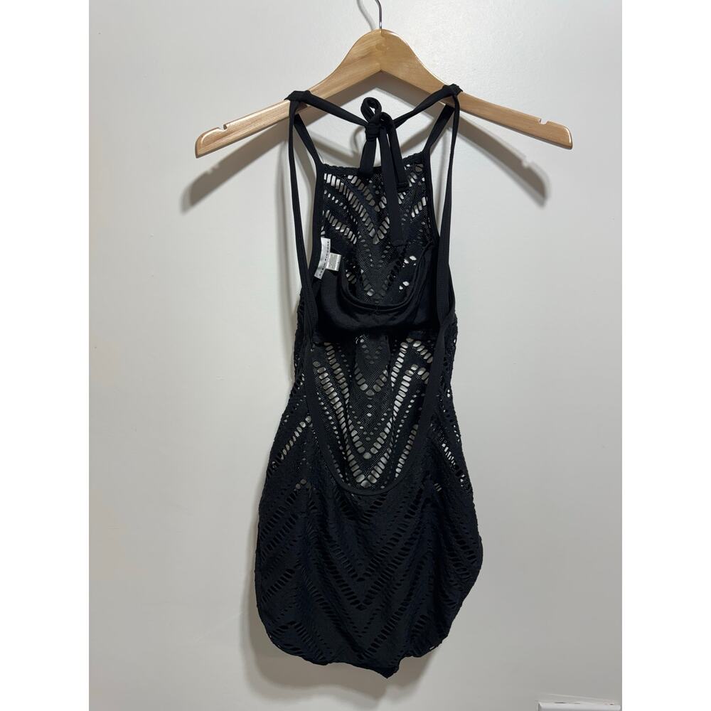 Robin Piccone 'Raquel' Portrait Back One-Piece Swimsuit Size 6 in Black - Picture 11 of 14